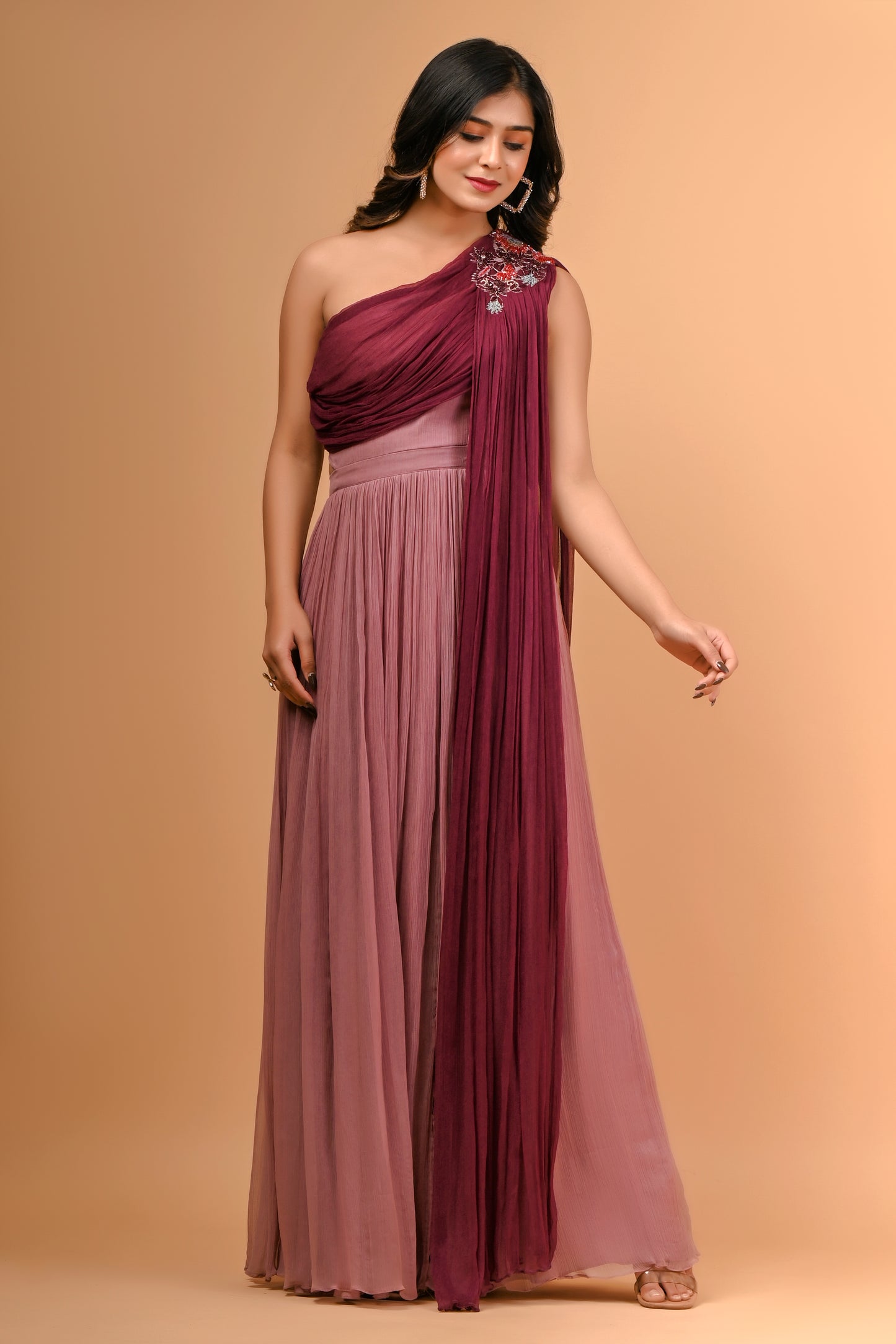 ONE SHOULDER GOWN