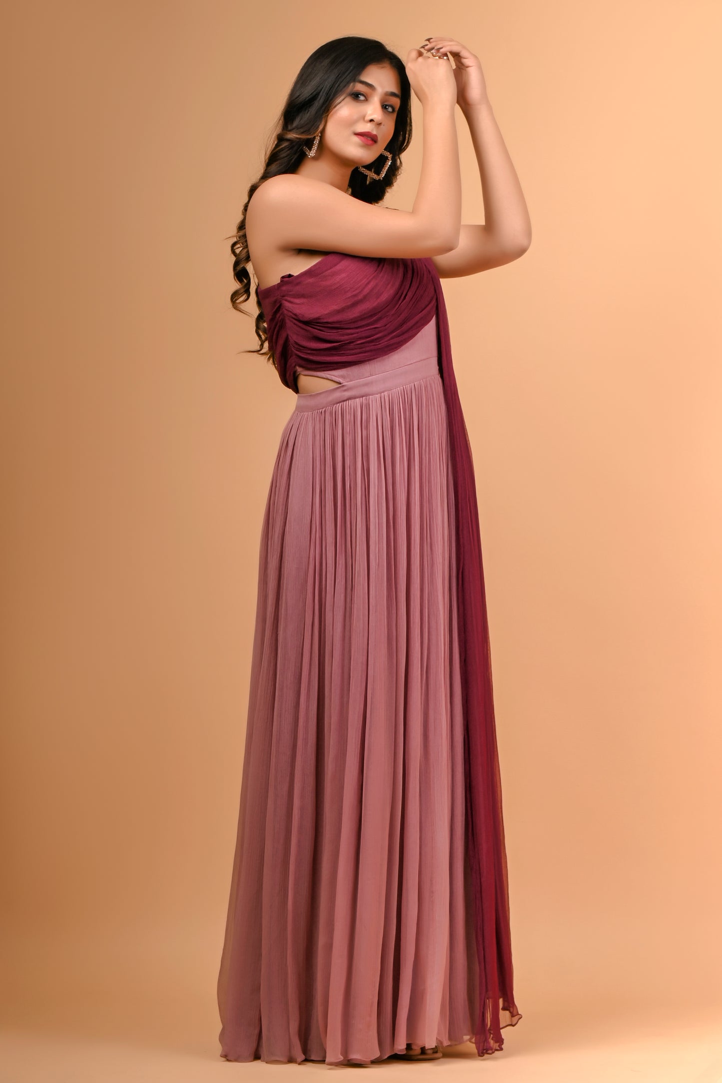 ONE SHOULDER GOWN