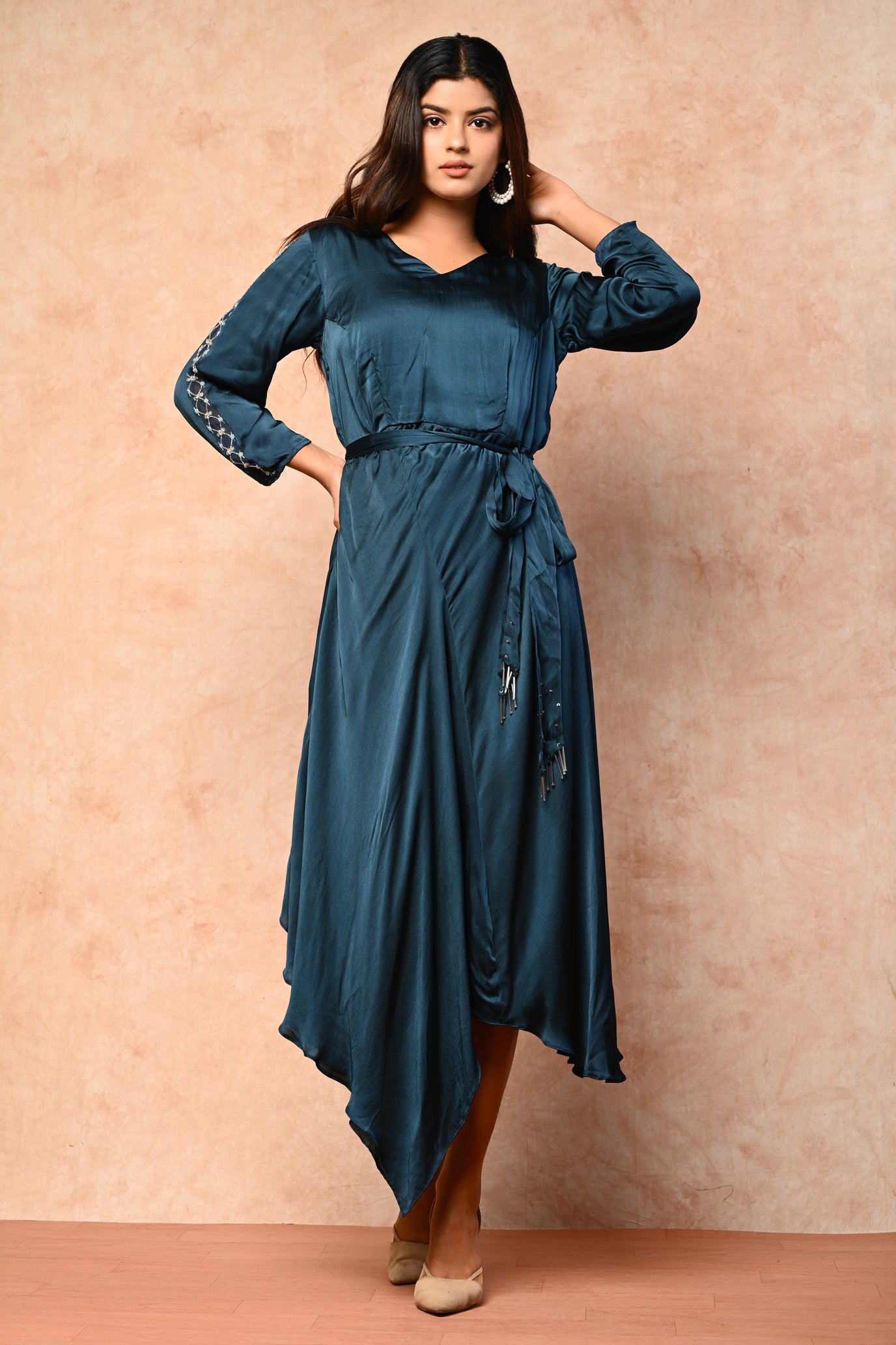 ASSYMETRICAL MIDI DRESS WITH A TIEUP BELT