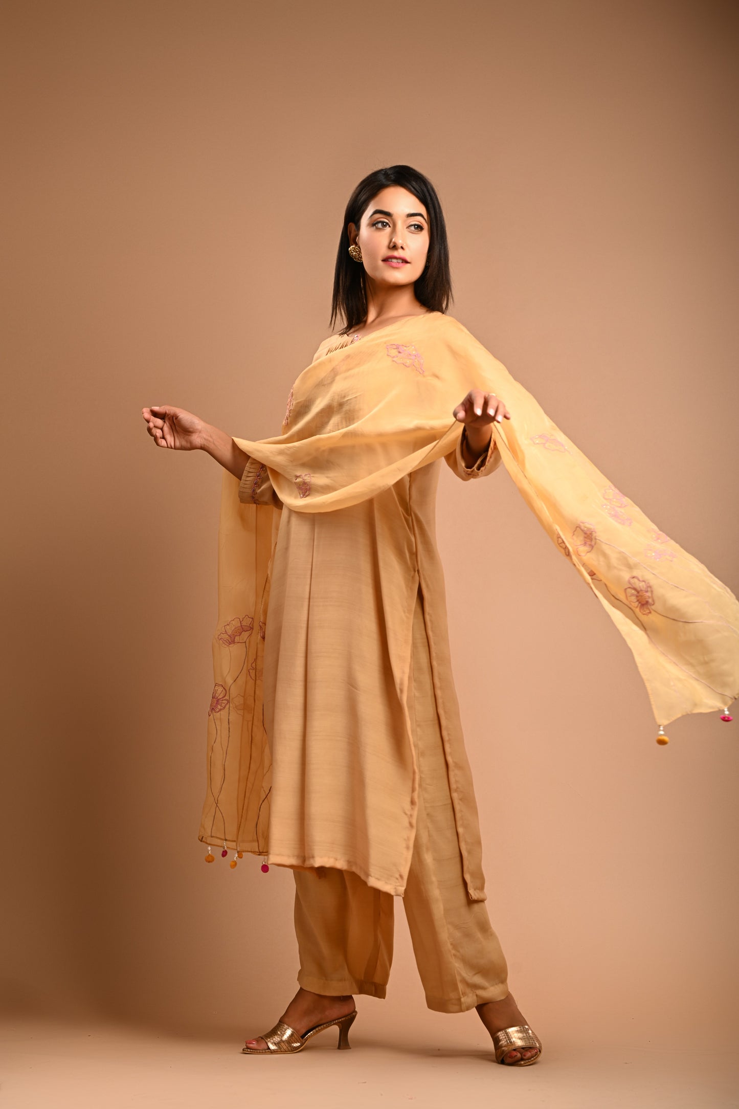 Straight Kurta Set With Applique Dupatta